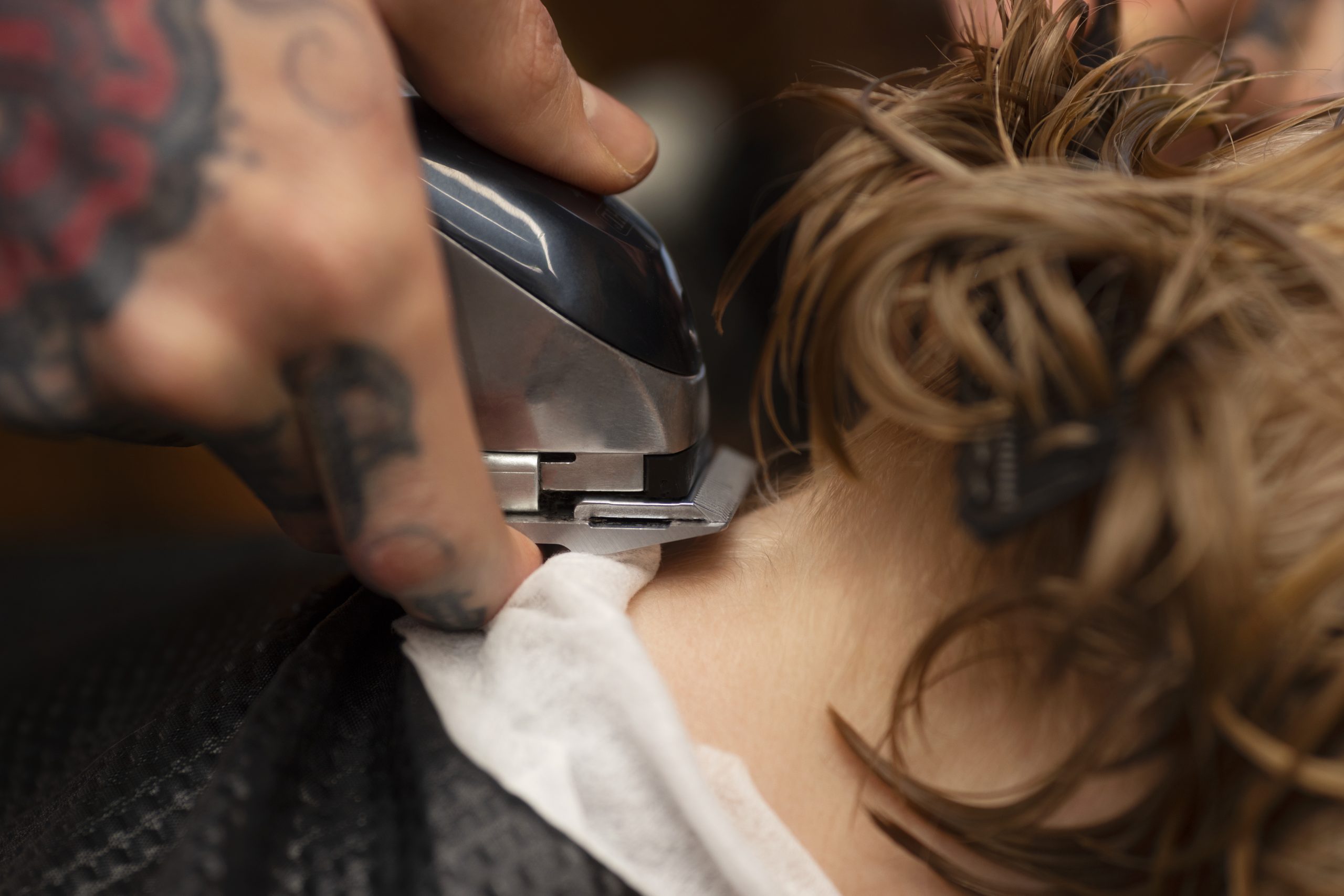 child-getting-haircut-salon